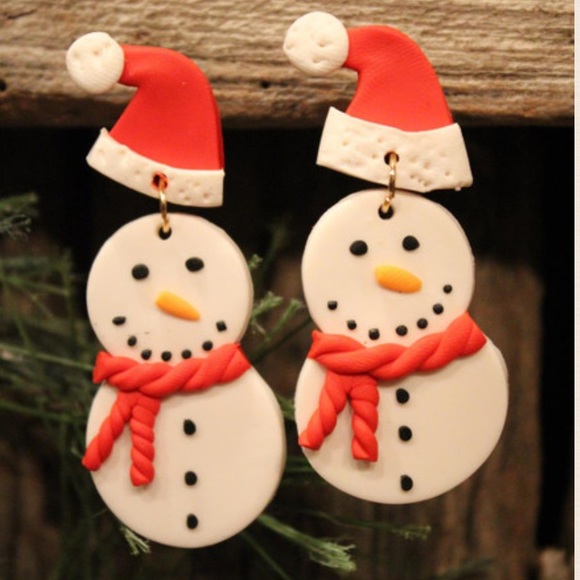 New Christmas Frosty the Snowman Handcrafted Polymer Clay Earrings - Picture 5 of 11